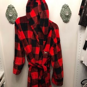 Victoria secrets (Pink) plaid robe in red